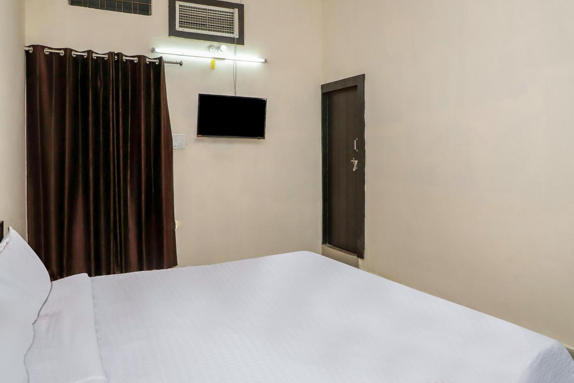 Oyo Hotel Duke Inn Jhansi Exterior photo
